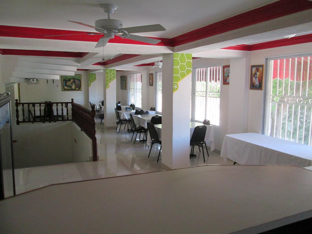 Seven Stars Hotel Musseau Εξωτερικό φωτογραφία