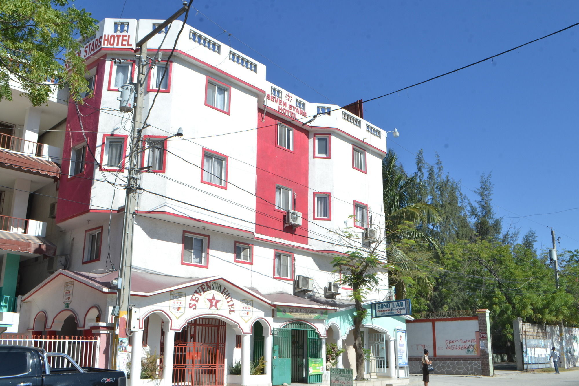 Seven Stars Hotel Musseau Εξωτερικό φωτογραφία