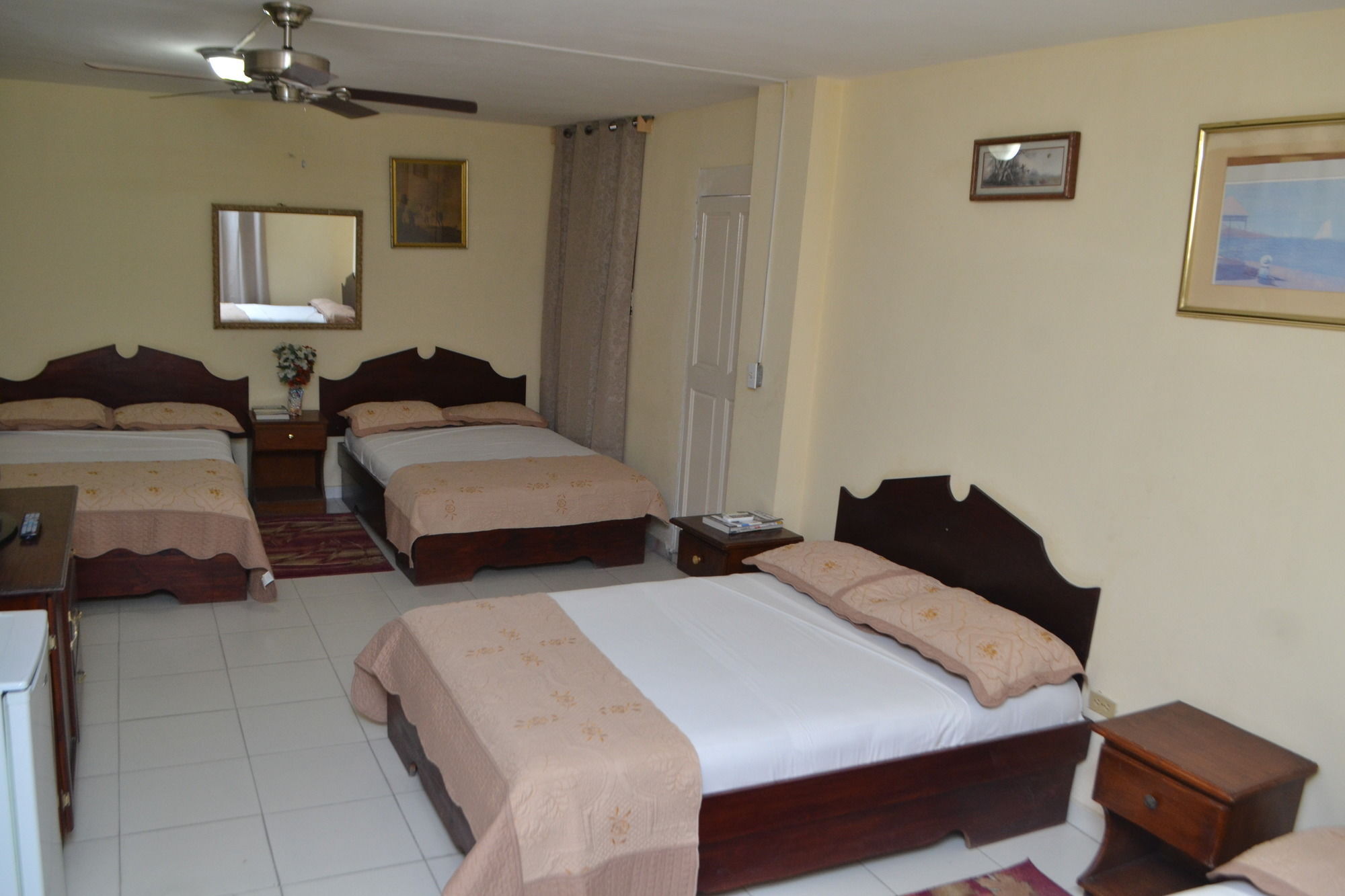 Seven Stars Hotel Musseau Εξωτερικό φωτογραφία